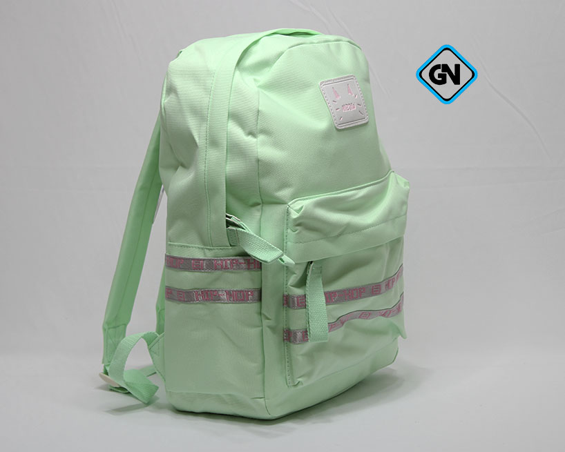 Set Mochila. Lonchera y Lapicera marca Lluvia color menta